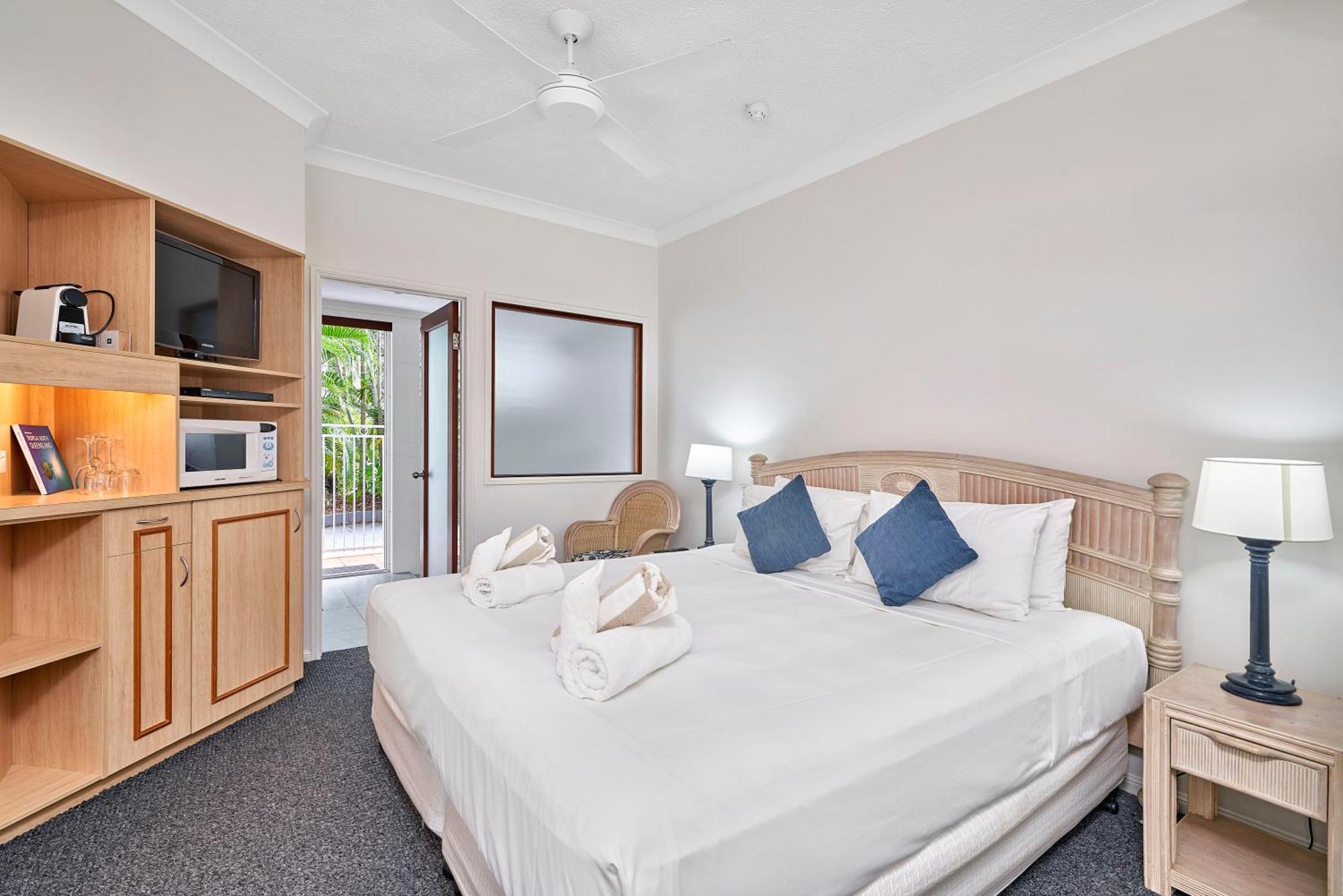 Alassio Apartments With Direct Pool Access Palm Cove Rom bilde